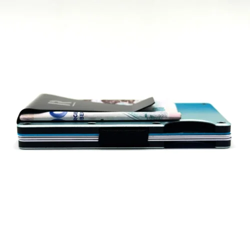 Billetera Ragnak Silver con clip acostada