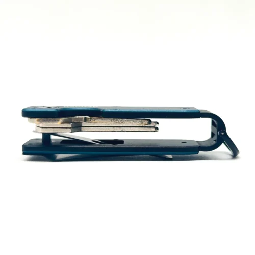 Llavero Navy Blue acostada