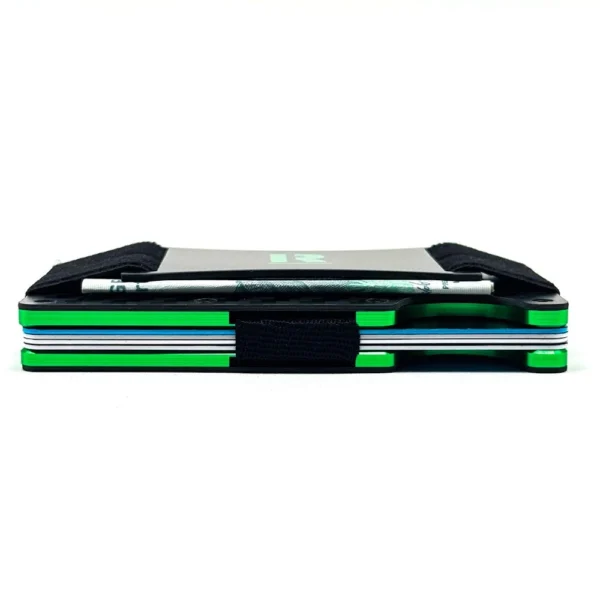 Billetera Ragnak Green Forest Carbon con correa acostada