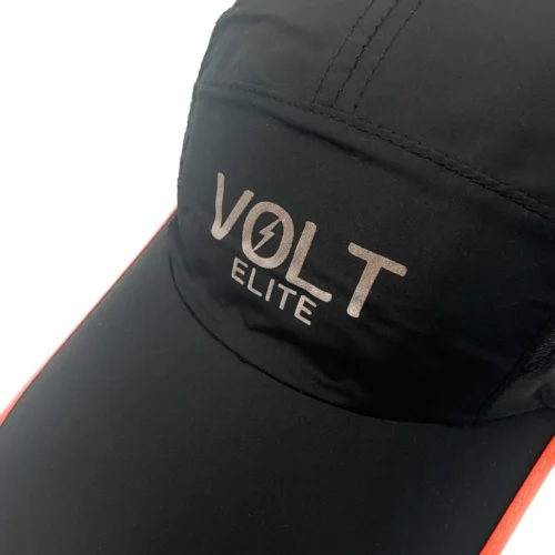 Gorra running negra logo